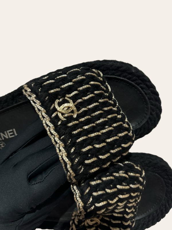 Chanel Slides SZ 40