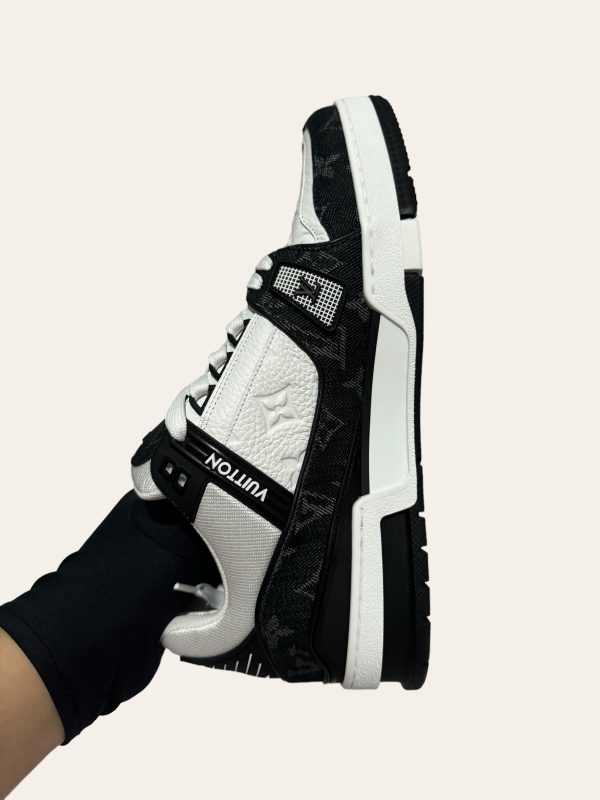 Louis Vuitton Trainer Sneaker SZ UK 7 / EU 41.5
