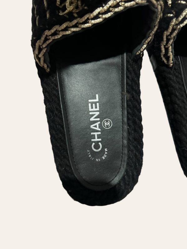 Chanel Slides SZ 40