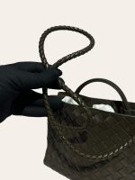 Bottega Veneta Small Andiamo in Kaki