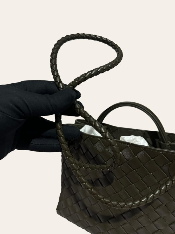 Bottega Veneta Small Andiamo in Kaki
