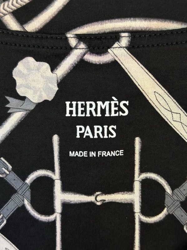 Hermes V Neck T-Shirt