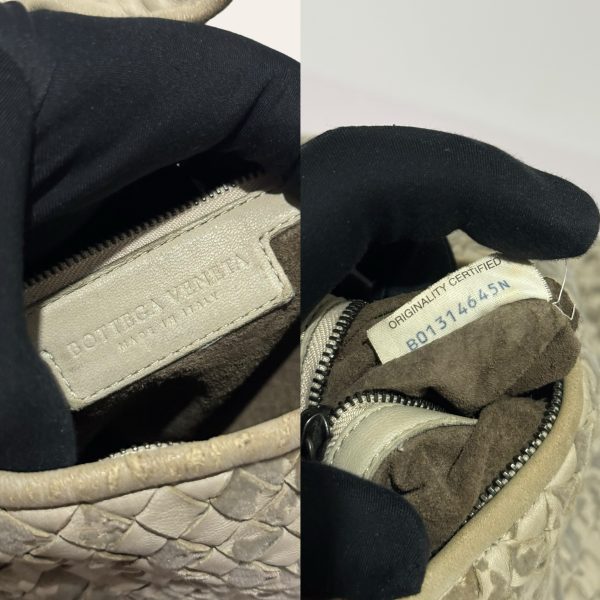 Bottega Veneta Intrecciato Small Hobo Shoulder Bag