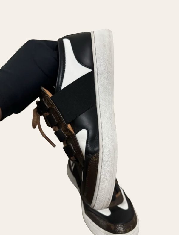 Louis Vuitton Monogram Sneaker SZ 36.5