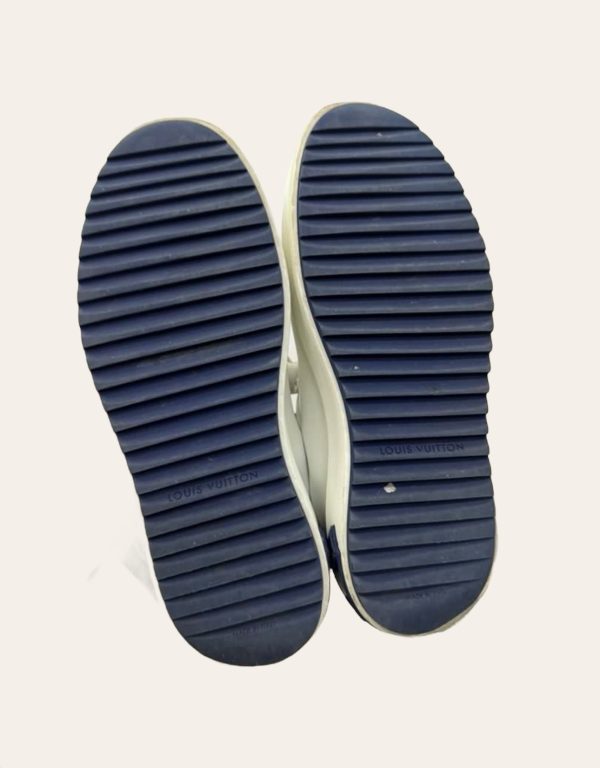 Louis Vuitton Timeout Sneaker SZ 35