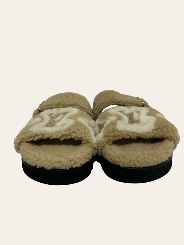 Louis Vuitton Paseo Comfort Mule Sandal SZ 36