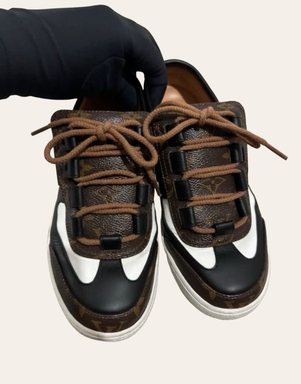Louis Vuitton Monogram Sneaker SZ 36.5