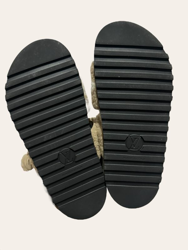 Louis Vuitton Paseo Comfort Mule Sandal SZ 36