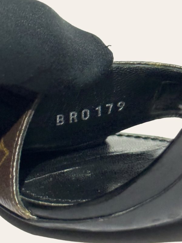 Louis Vuitton Silhouette Heel SZ 35