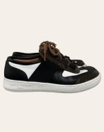 Louis Vuitton Monogram Sneaker SZ 36.5