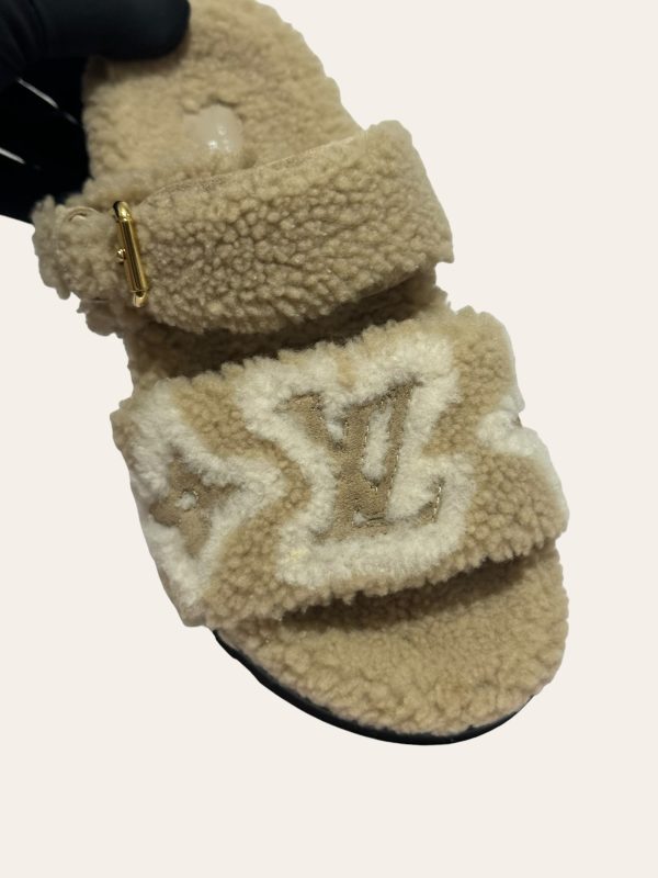 Louis Vuitton Paseo Comfort Mule Sandal SZ 36
