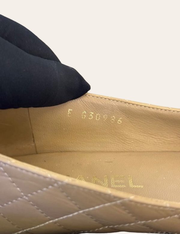 Chanel Camellia Quilted Flats SZ 37.5