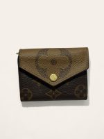 Louis Vuitton Zoe Wallet