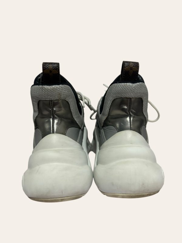 Louis Vuitton Archlight Sneaker Size 39