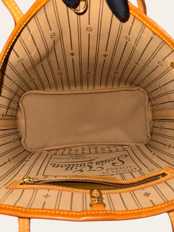 Louis Vuitton Neverfull PM