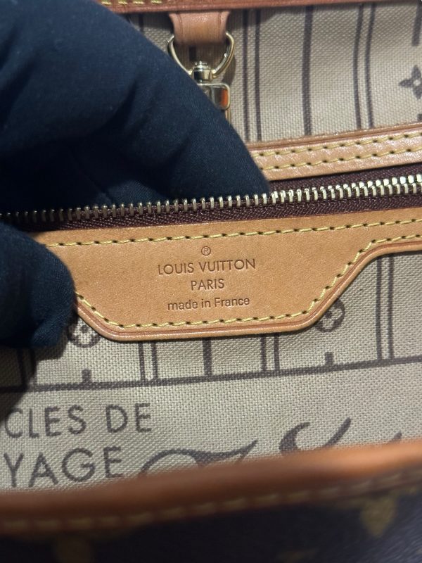 Louis Vuitton Neverfull PM