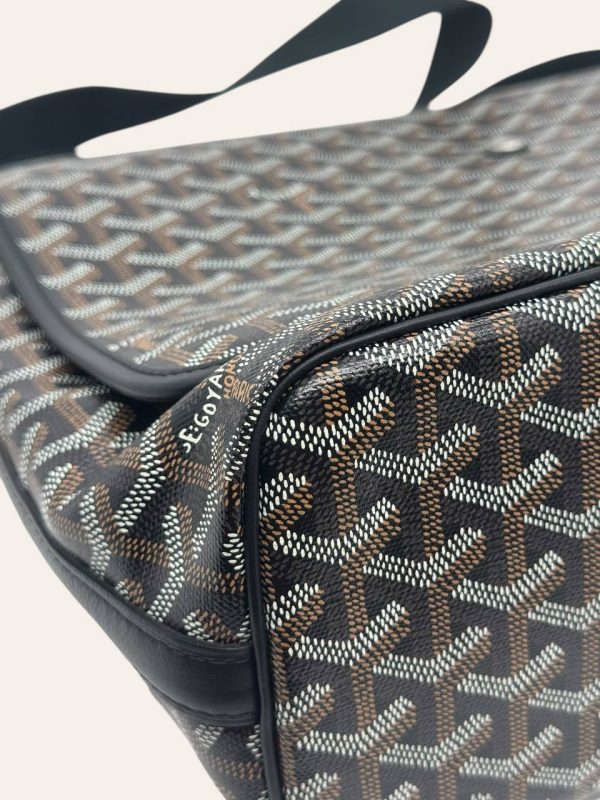 Goyard Capetien MM Messenger Crossbody Bag