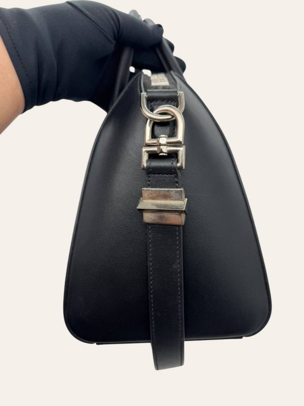 Givenchy Antigona