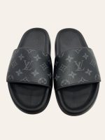 Louis Vuitton Waterfront Mule Size UK 7 / EU 41.5