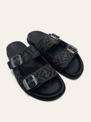 Fendi Feel Sandals Size UK 10 / EU 44