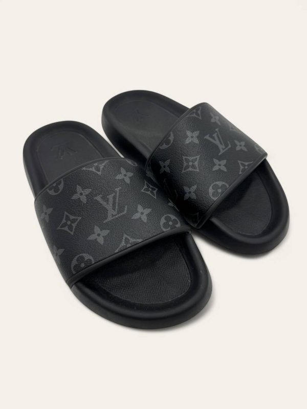 Louis Vuitton Waterfront Mule Size UK 7 / EU 41.5