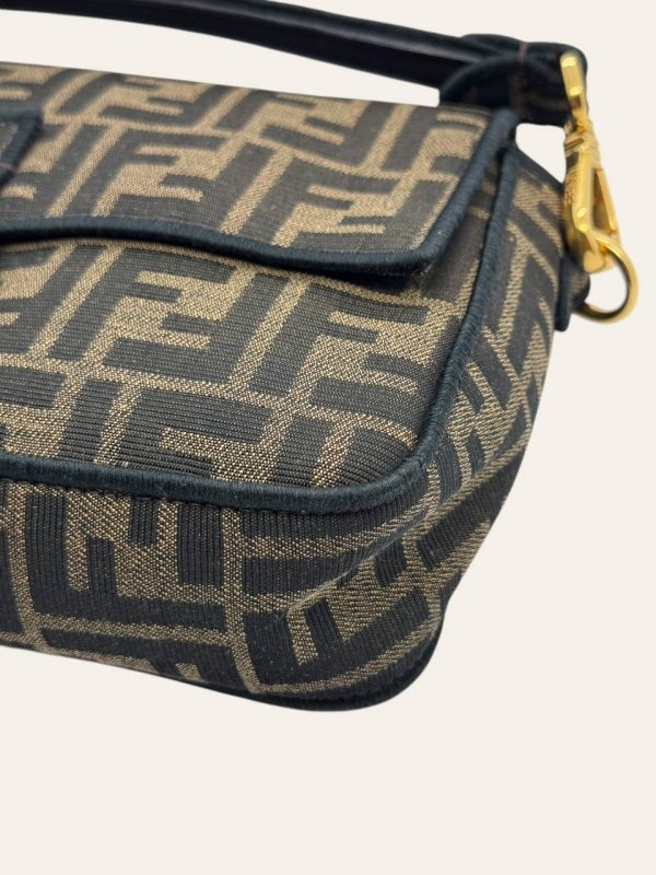 Fendi Baguette