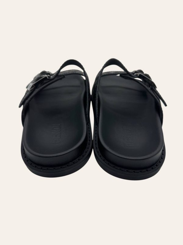 Fendi Feel Sandals Size UK 10 / EU 44