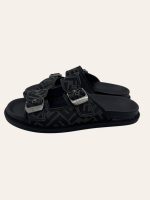 Fendi Feel Sandals Size UK 10 / EU 44
