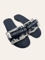 Dior Dio(r)evolution Slides Size 39