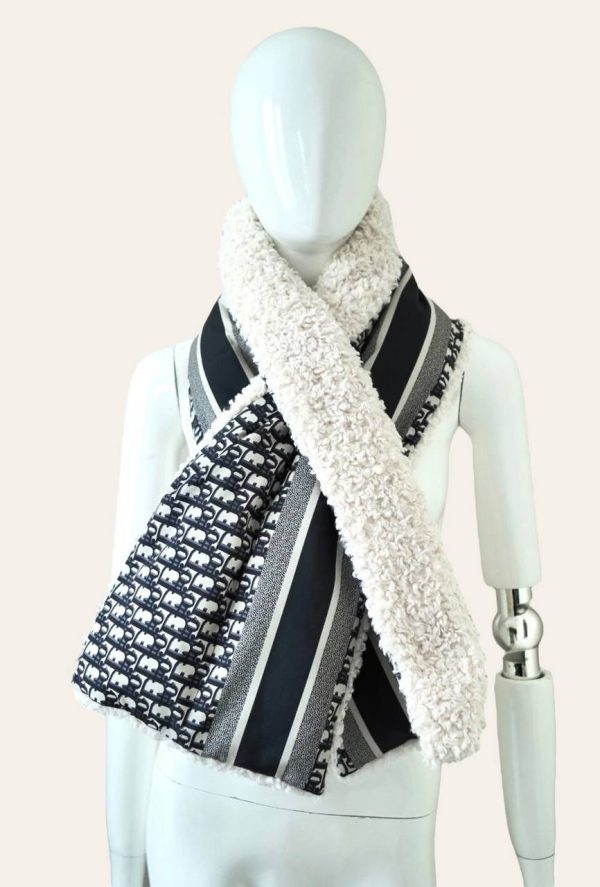 Dior Oblique Muffler Scarf
