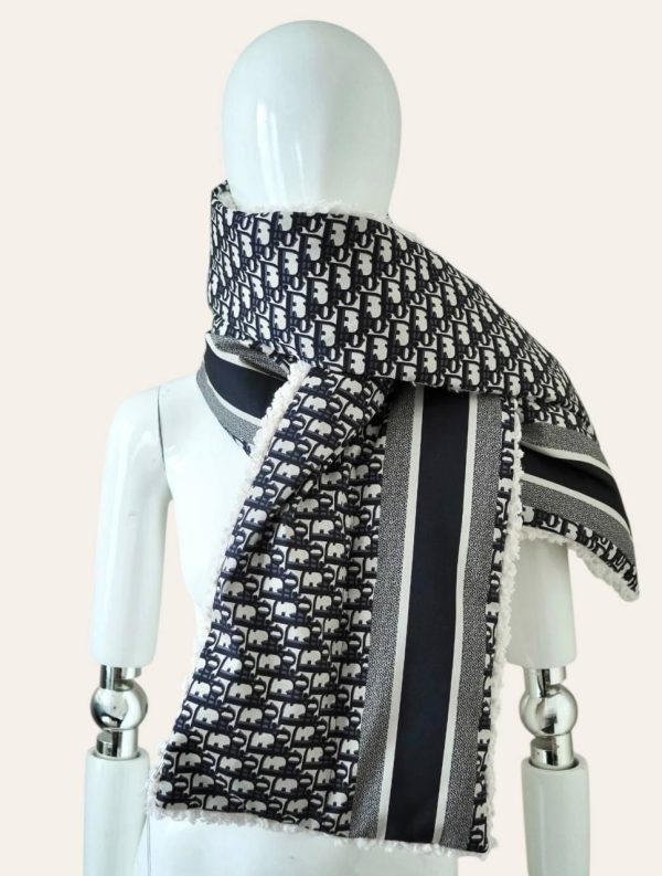 Dior Oblique Muffler Scarf