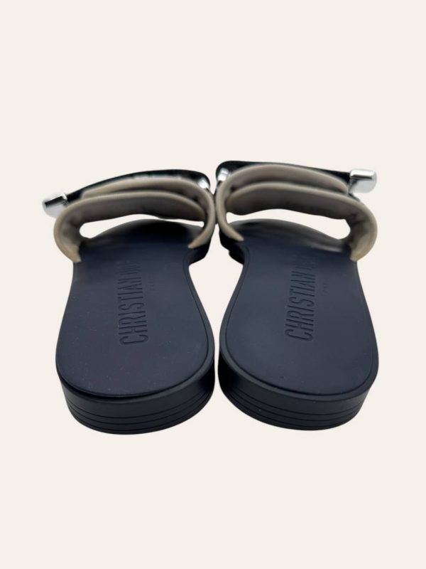 Dior Dio(r)evolution Slides Size 39