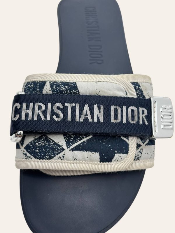 Dior Dio(r)evolution Slides Size 39