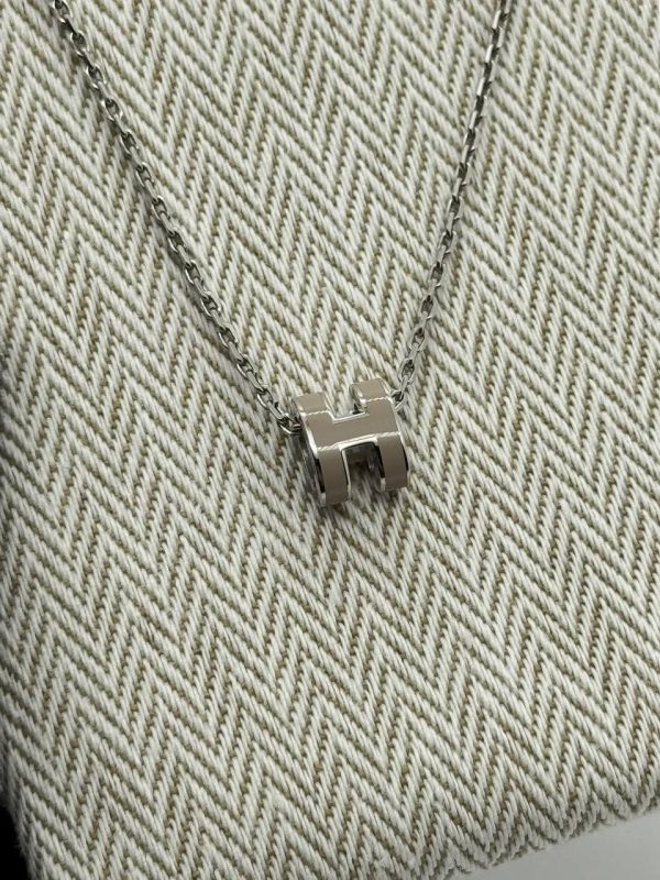 Hermes Mini Pop H Necklace