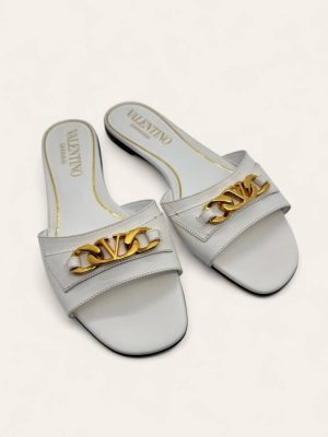 Valentino Logo Slides Size 37.5