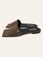 Versace Logo Slides Size 37