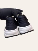 Chanel Sneaker Size 40