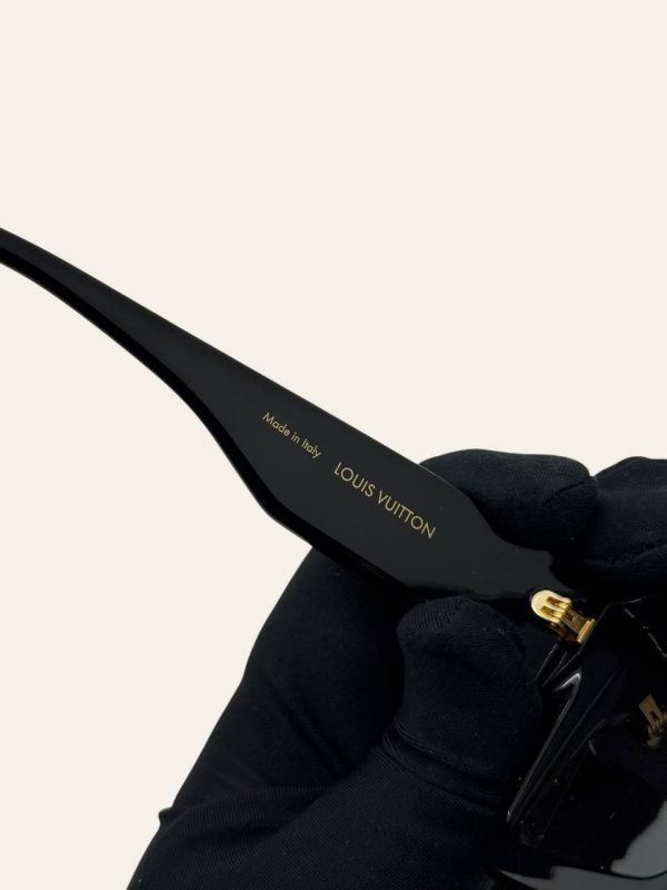 Louis Vuitton Cyclone Sunglasses