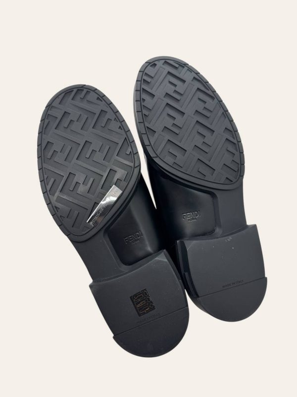 Fendi FF Loafer Size UK 7 / EU 41