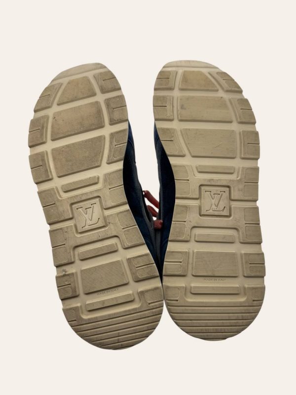 Louis Vuitton Run Away Sneaker Size UK 8 / EU 42.5
