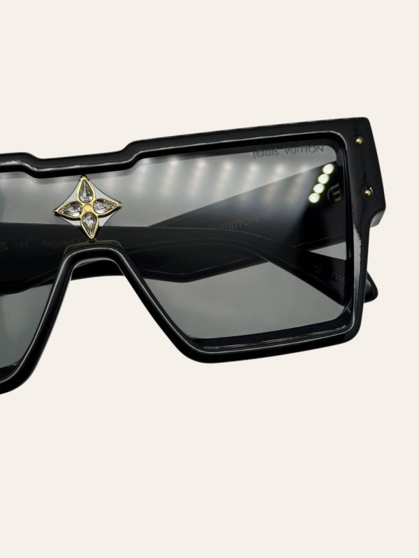 Louis Vuitton Cyclone Sunglasses