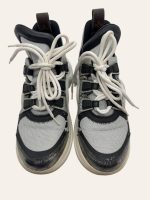 Louis Vuitton Archlight Sneaker Size 37