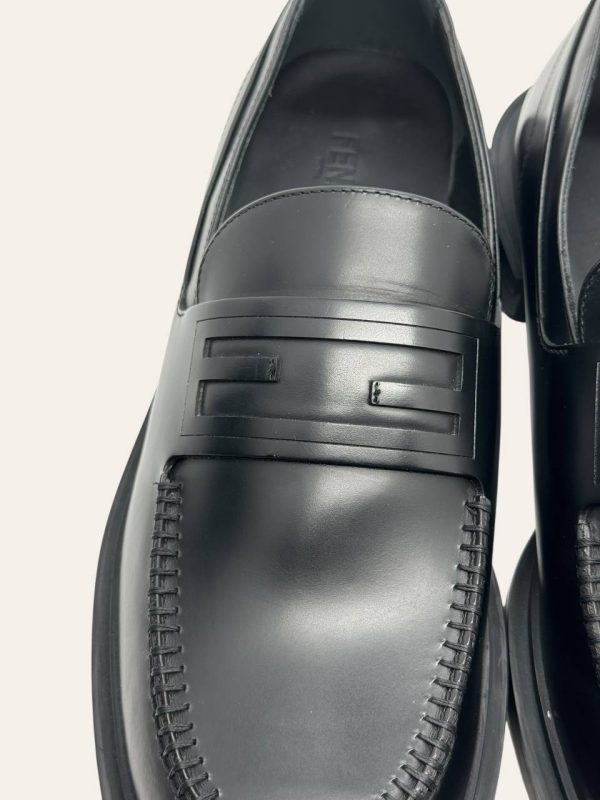 Fendi FF Loafer Size UK 7 / EU 41