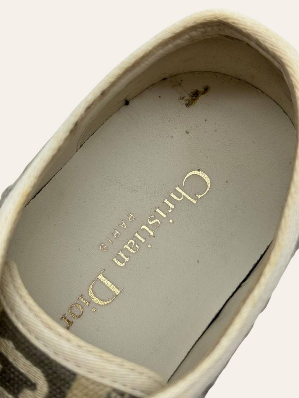 Dior WalkNDior Oblique Sneaker Size 37