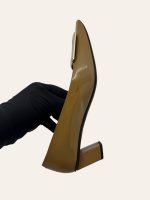 Roger Vivier Patent Pump Size 36.5