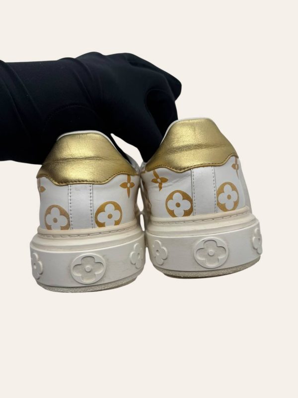 Louis Vuitton Time Out Sneaker Size 36