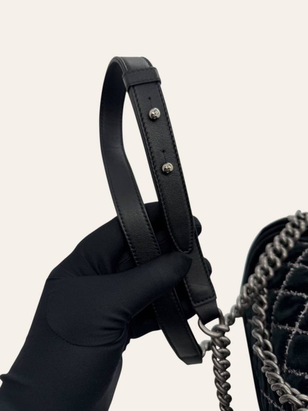 Chanel Le Boy Medium