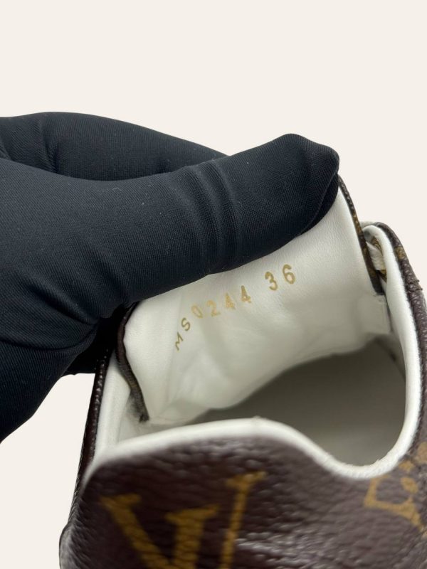 Louis Vuitton Time Out Sneaker Size 36
