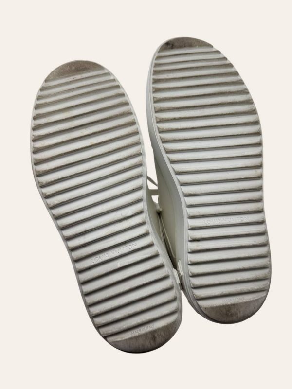 Louis Vuitton Timeout Monogram Sneaker Size 36.5