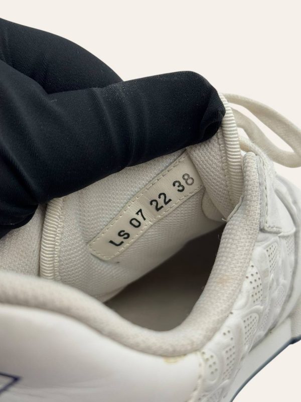 Dior Oblique Sneaker Size 38